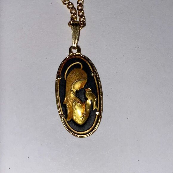 Damasquinado de Toledo Oro Women's Virgin Mary Oval Gold & Black Pendant 20" Nec - Picture 2 of 6